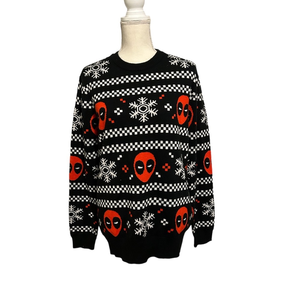 Marvel Mighty Fine Deadpool Holiday Snow Stripes Ugly Christmas Sweater Size M